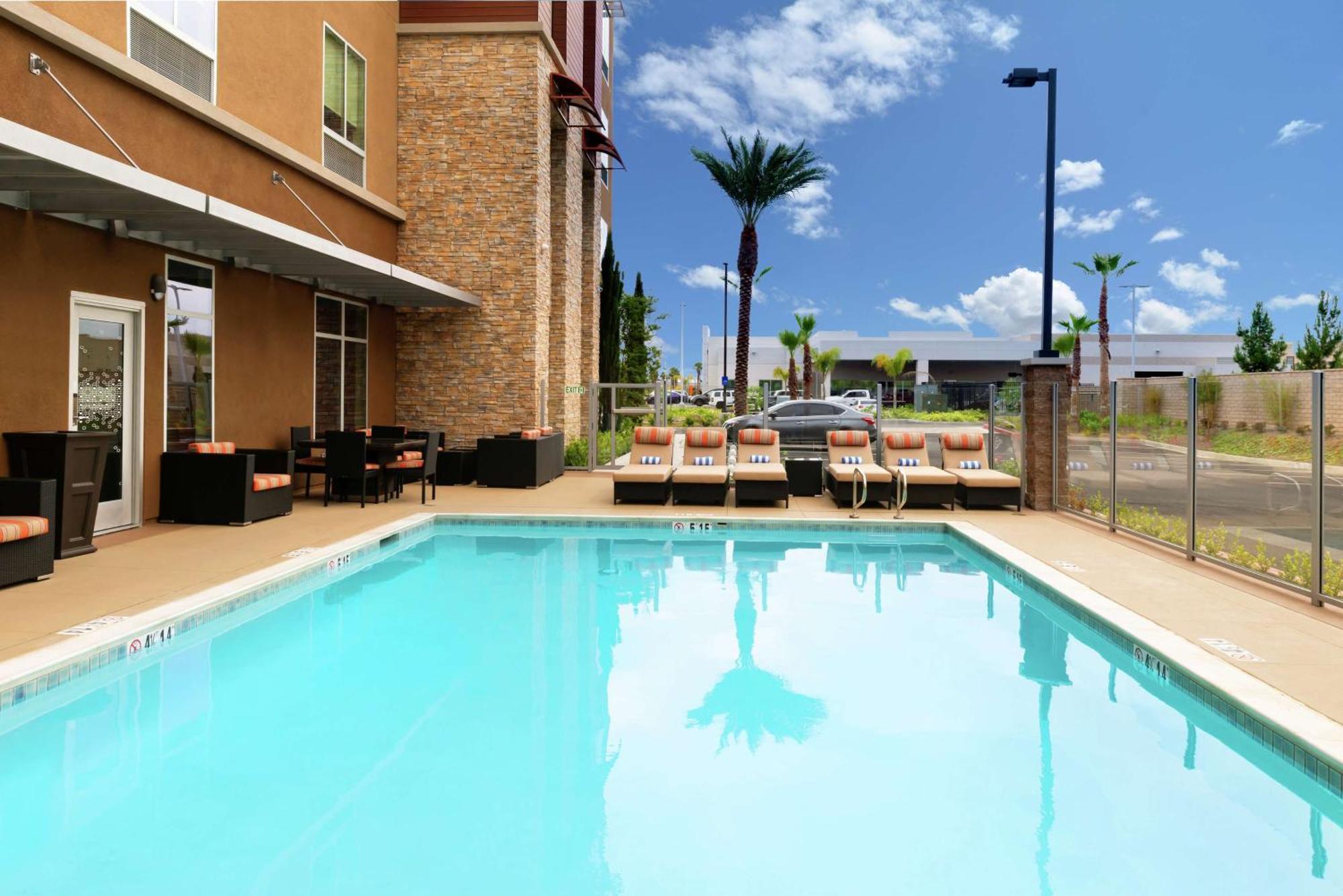 Hampton Inn & Suites Buena Park Exterior foto